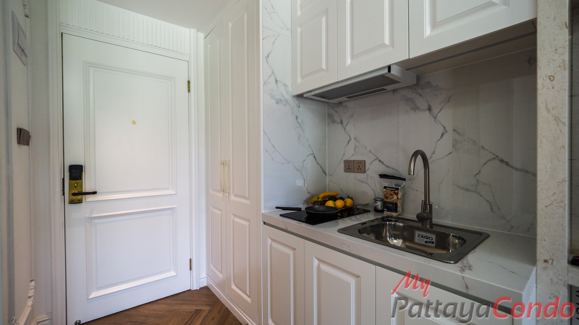 Albar Peninsula Condo Pattaya For Sale - ALBAR02