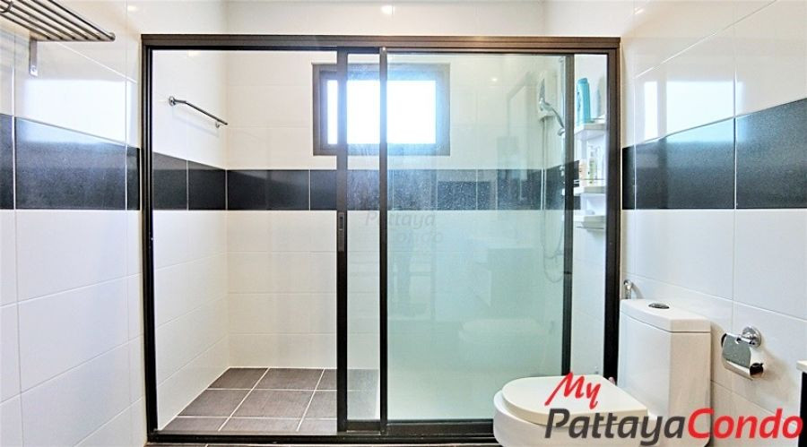 Baan Piam Mongkol Village Huay Yai Pattaya Pool Villa For Sale - HEPMK01-13