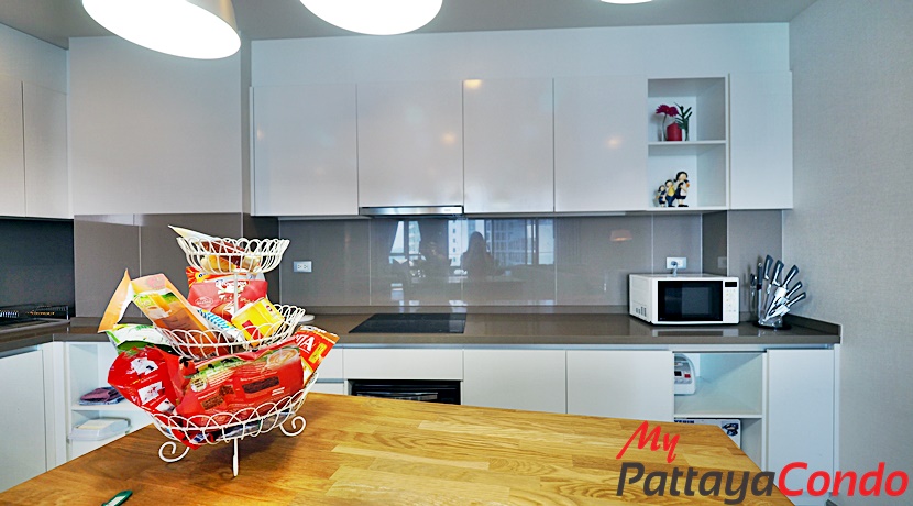 Baan Plai Haad Wong Amat Pattaya Condo For Sale - BPL05