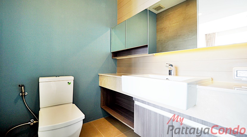 Cetus Beachfront Condo Pattaya For Sale - CETUS09