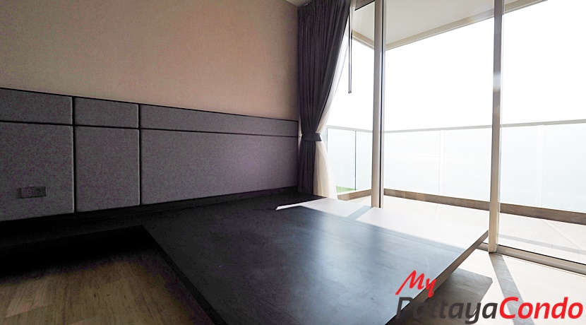 Cetus Beachfront Condo Pattaya For Sale - CETUS04