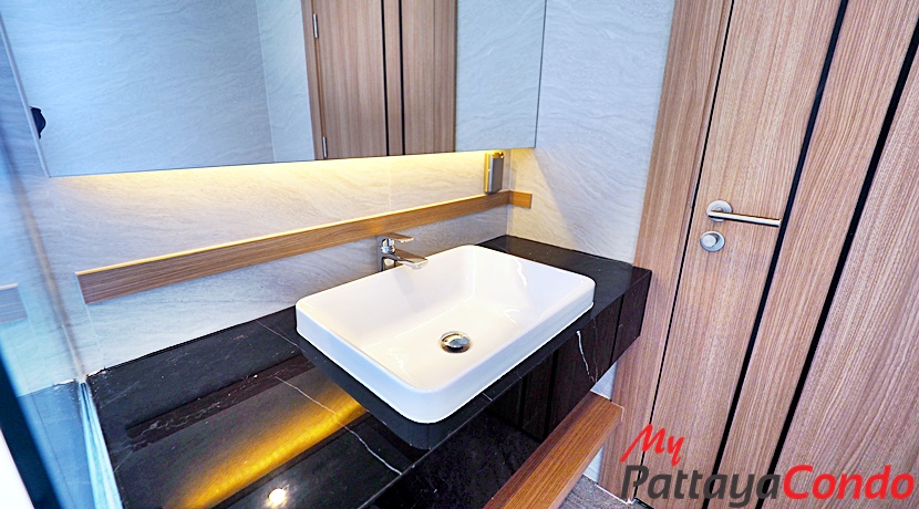 Cetus Beachfront Condo Pattaya For Sale - CETUS04