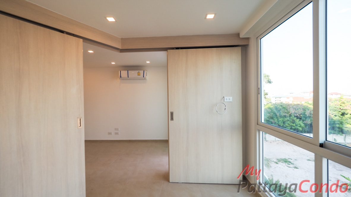 City Garden Olympus Pattaya Condo For Sale - CGOLY06