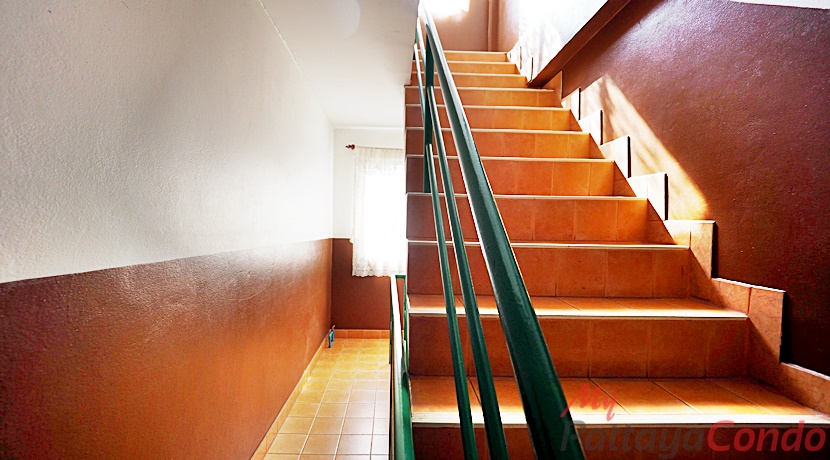 Commercial Shophouse For Sale Central Pattaya - CCP0001
