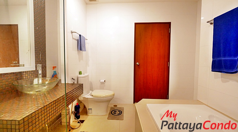 Diamond Suites Resort Pattaya Condo For Sale - DS01