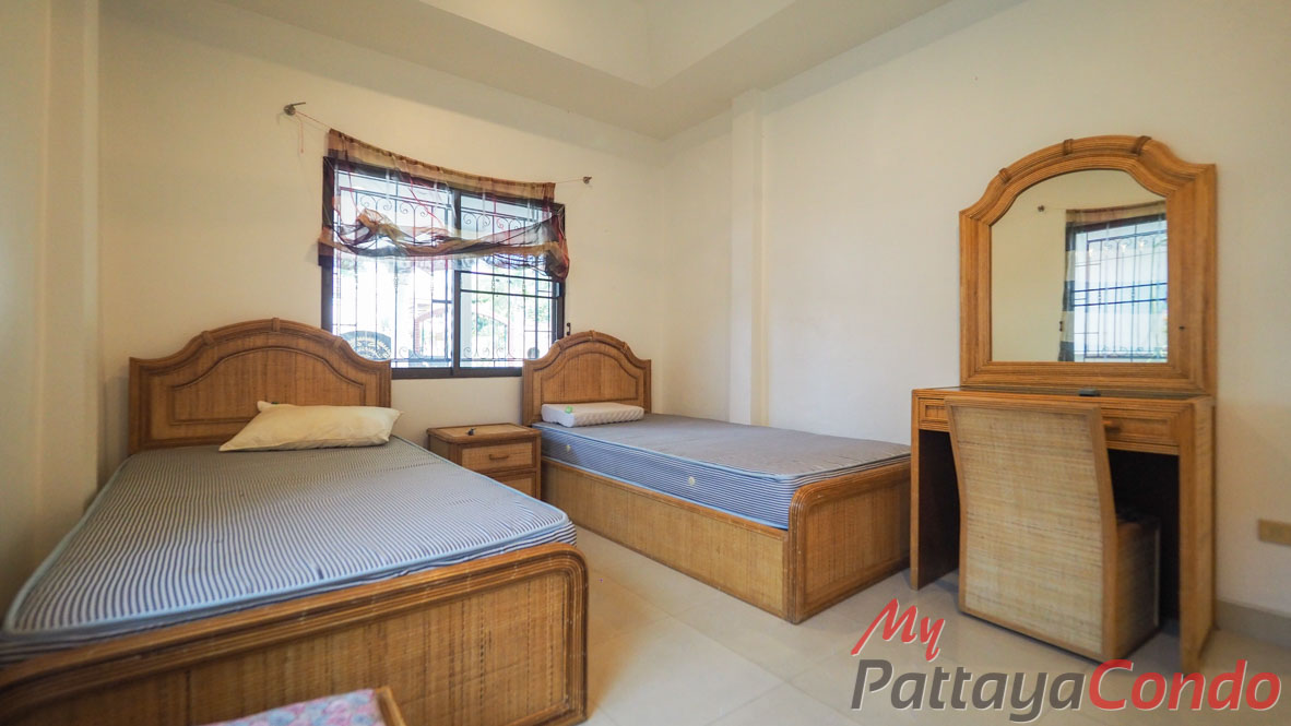 Ekmongkol Village 1 Pattaya For Sale - HEEMK01-29
