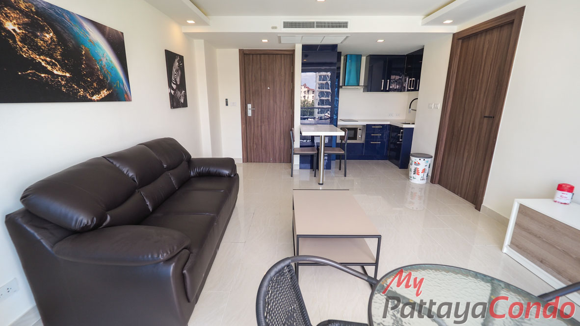 Grand Avenue Residence Pattaya Condo For Sale - GRAND147