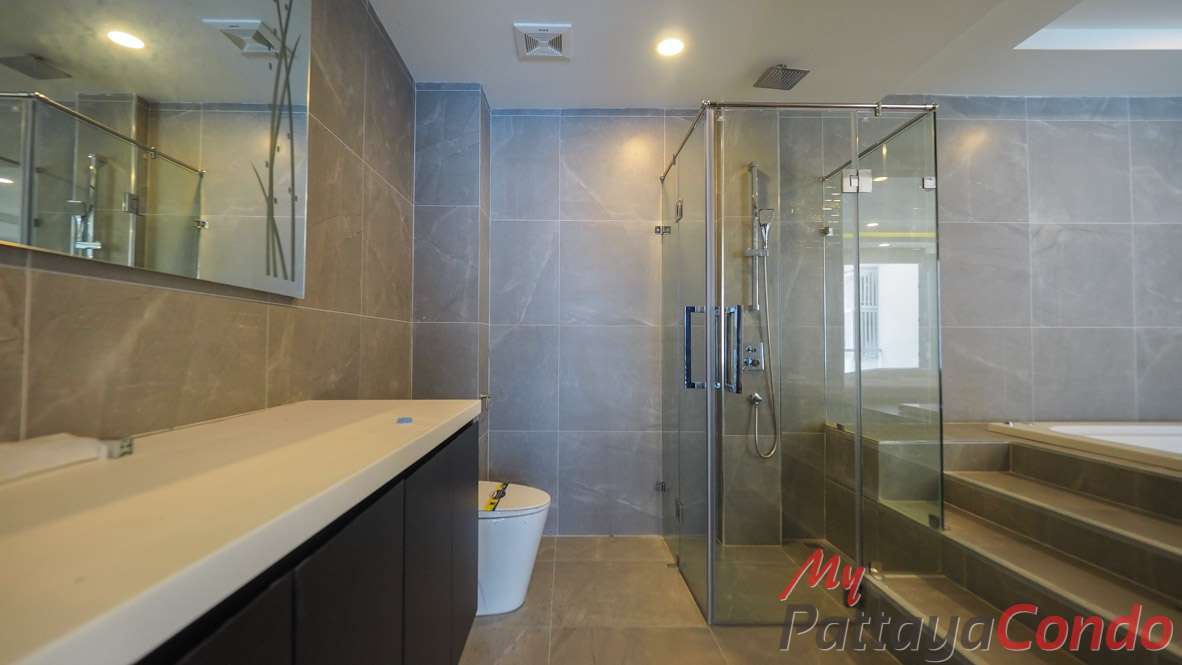 Grand Avenue Residence Pattaya Condo For Sale - GRAND163