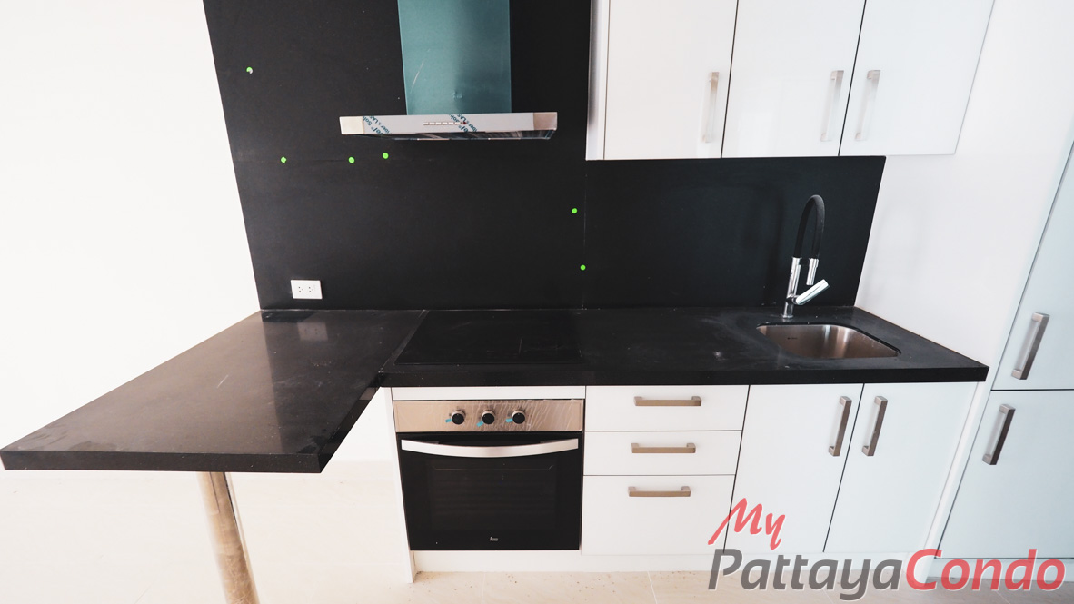Grand Avenue Residence Pattaya Condo For Sale - GRAND144