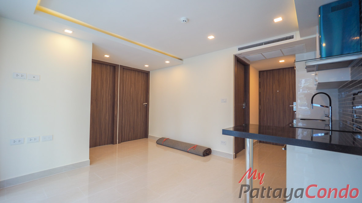 Grand Avenue Residence Pattaya Condo For Sale - GRAND152