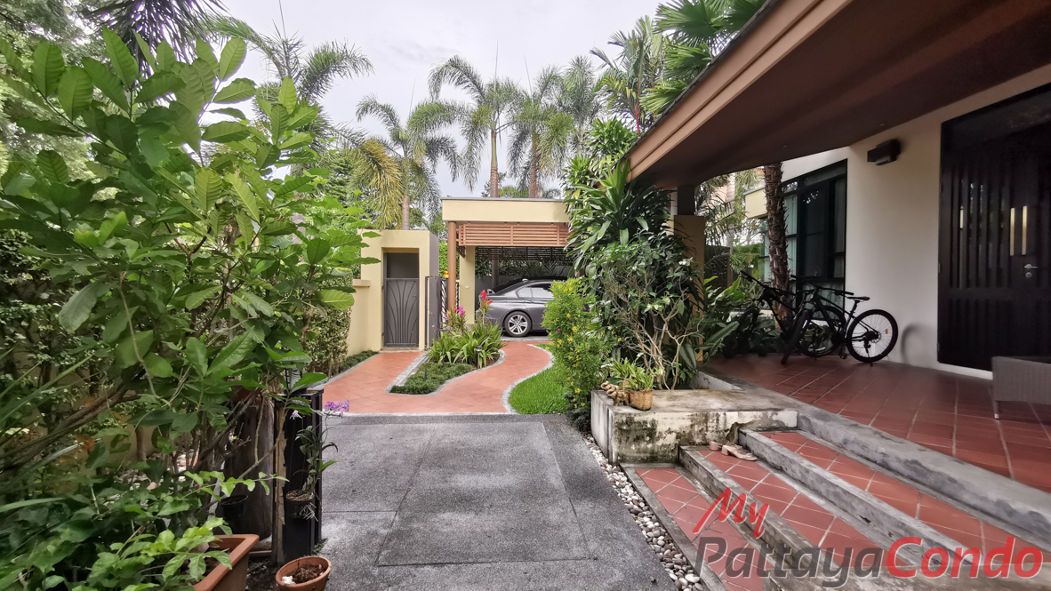 Horseshoe Point Resort Pattaya Pool Villas For Sale - HEHPR01