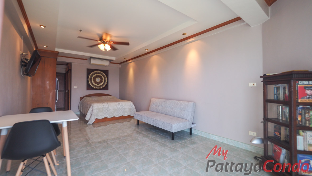 Jomtien Beach Condominium Pattaya For Sale - JBC04