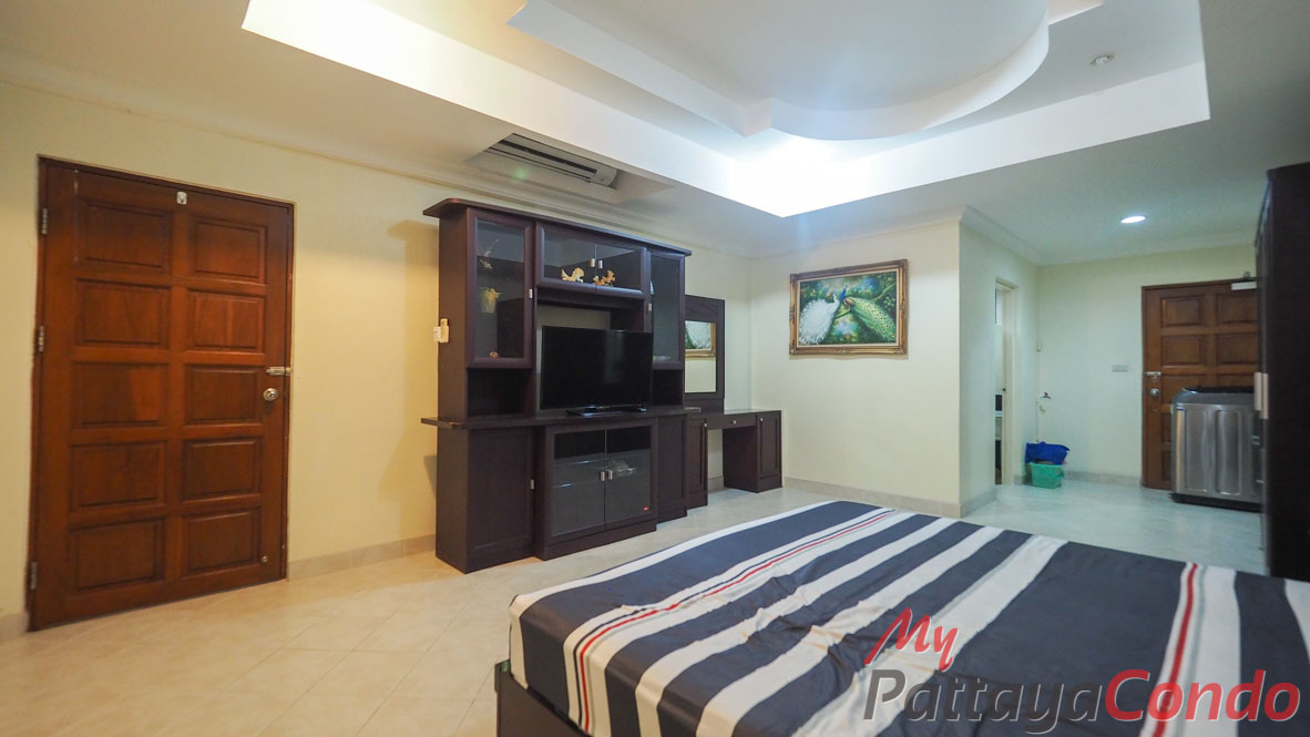 Jomtien Complex Condotel Pattaya For Sale - JTC07