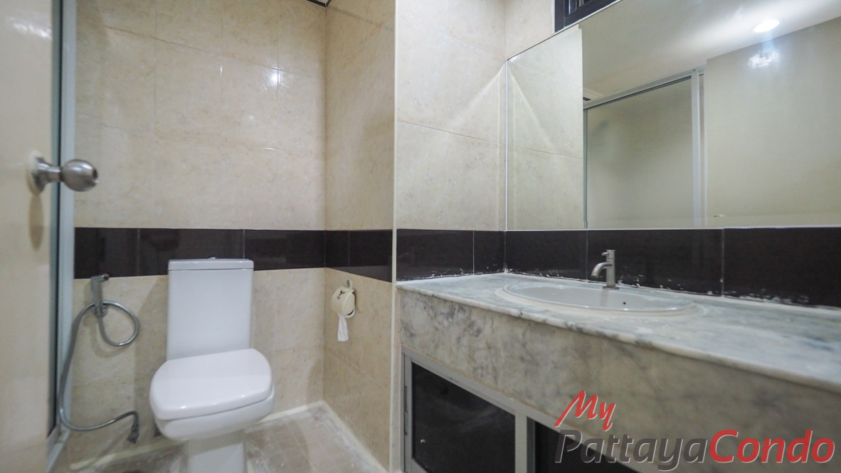 Jomtien Complex Condotel Pattaya For Sale - JTC07