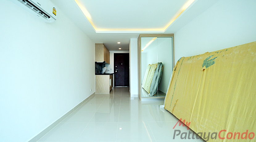 Laguna Beach Resort 3 The Maldives Pattaya Condo For Sale - LBR3M15