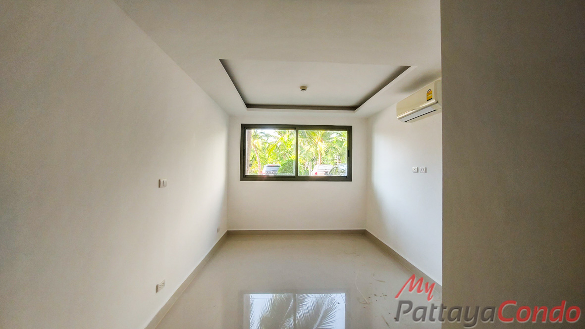 Laguna Beach Resort 3 The Maldives Pattaya Condo For Sale - LBR3M33