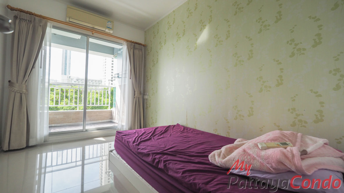 Lumpini Park Beach Jomtien Condo For Sale - LPN15