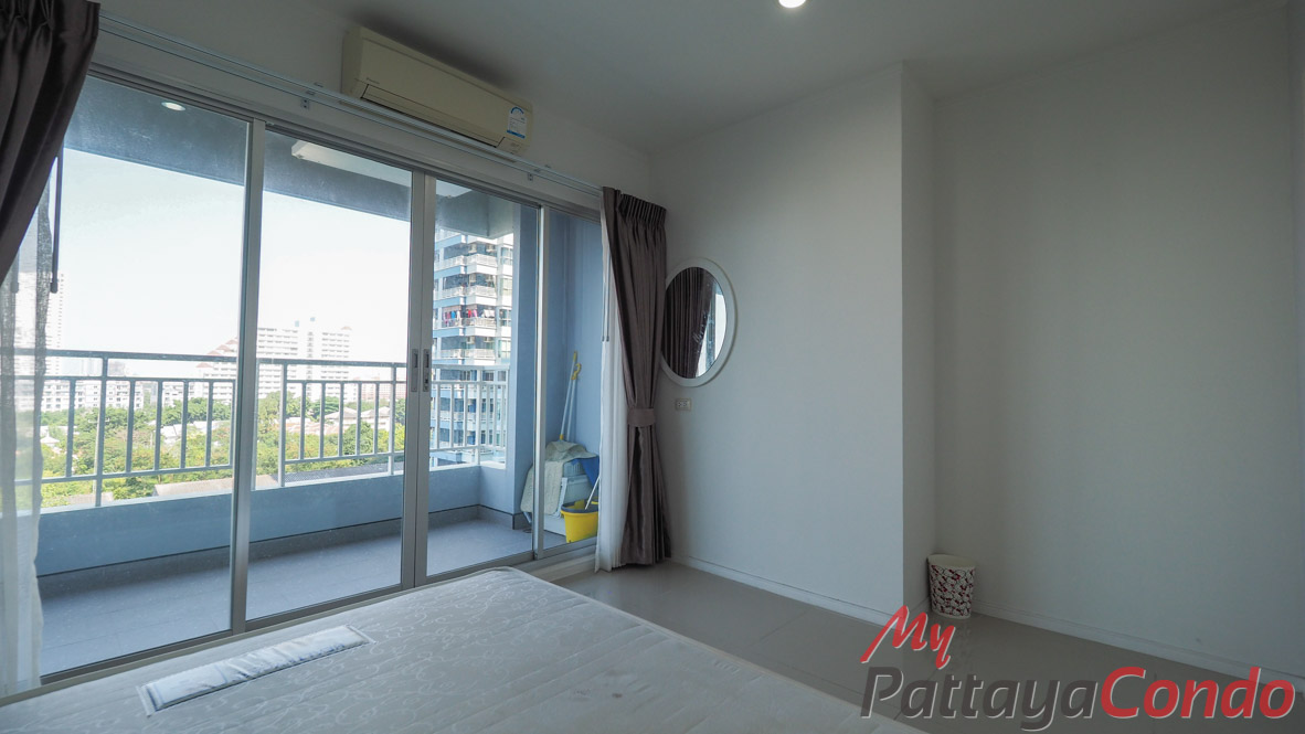 Lumpini Park Beach Jomtien Condo For Sale - LPN17