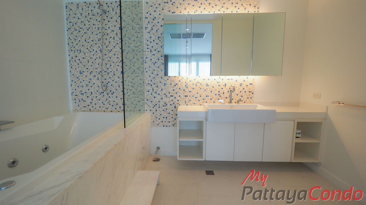 Northpoint Wong Amat Pattaya Condo For Sale - NPT18