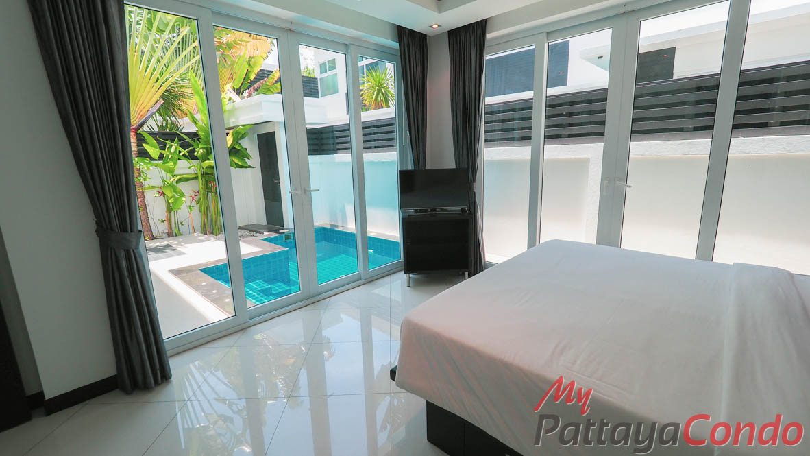 Palm Oasis Pool Villa Pattaya House For Sale - HJPO02