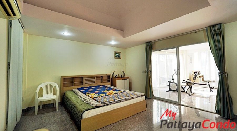 Paradise Villa 3 Village East Pattaya House For Sale - HEPRV301