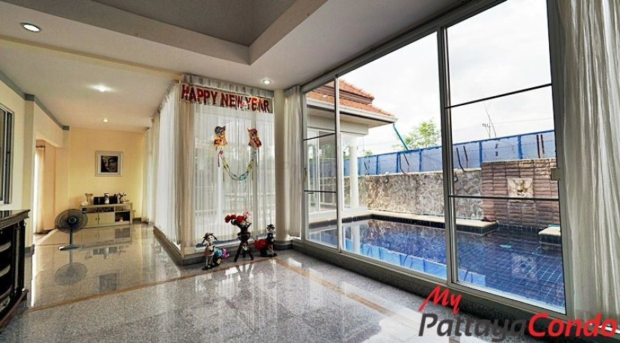 Paradise Villa 3 Village East Pattaya House For Sale - HEPRV301