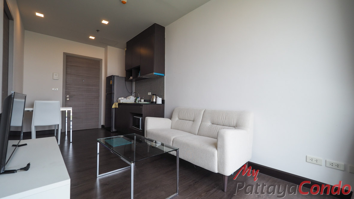 Pattaya Posh Condo For Sale - POSH06