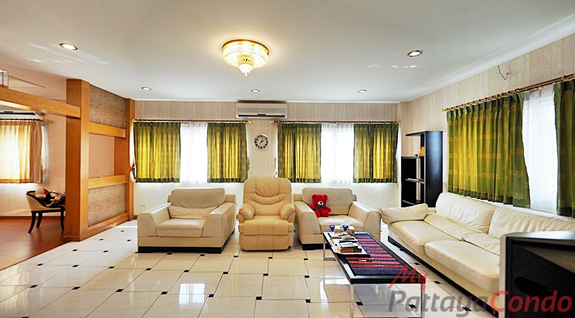 Private House Naklua Pattaya For Sale - HN0002