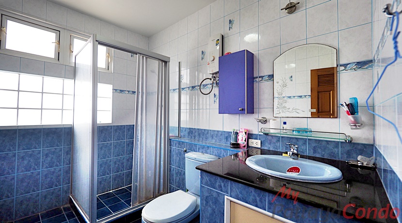 Private House Naklua Pattaya For Sale - HN0002