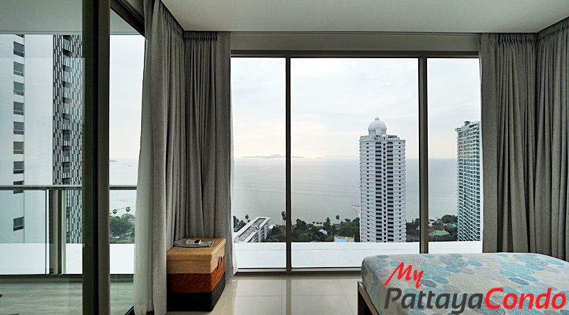 Riviera Wong Amat Condo For Sale - RW09