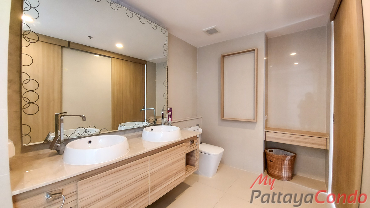 Riviera Wong Amat Condo For Sale - RW38-7