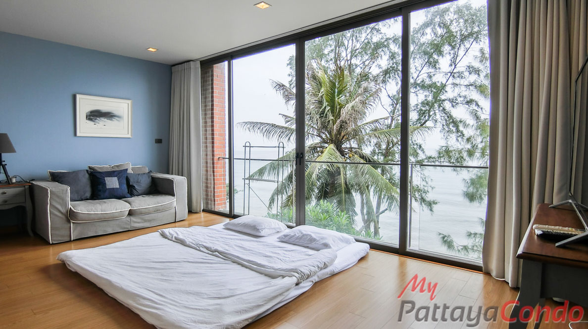 Sandbox Beachfront Villa East Pattaya Townhouse For Sale - HESB01