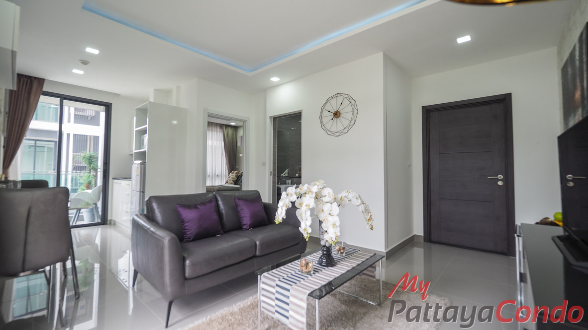Siam Oriental Star Pattaya Condo For Sale - SOSP01