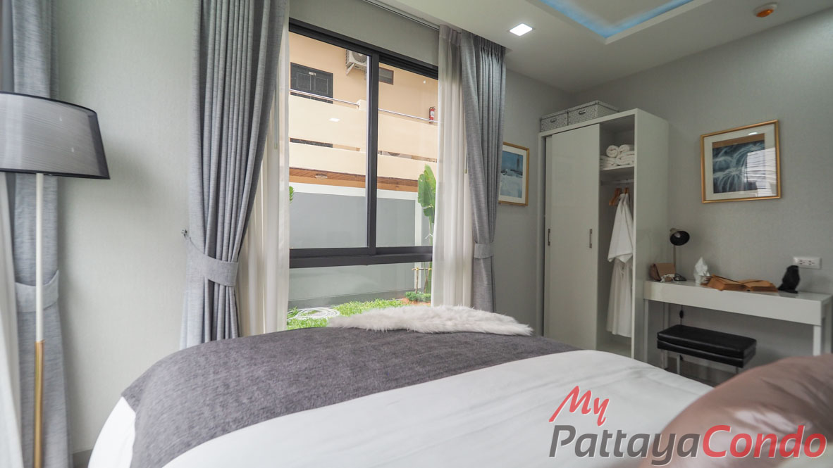 Siam Oriental Star Pattaya Condo For Sale - SOSP02