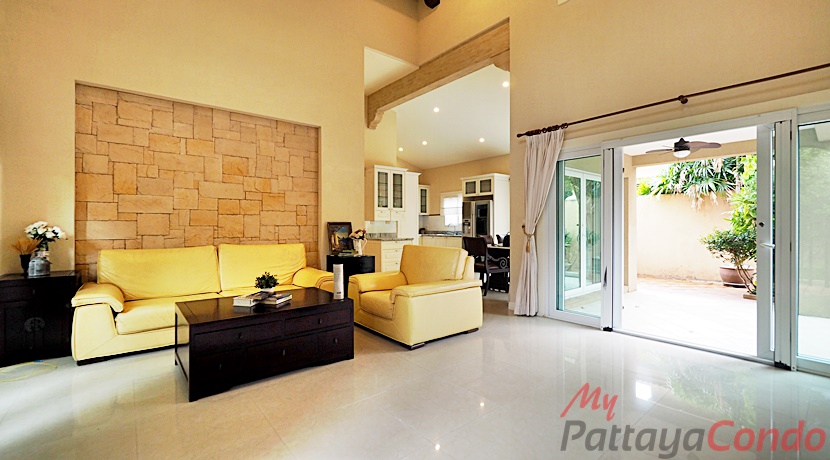 Silk Road Place Village East Pattaya House For Sale - HESKR02