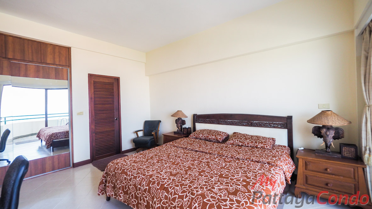 Star Beach Condotel Pattaya For Sale - STAR04