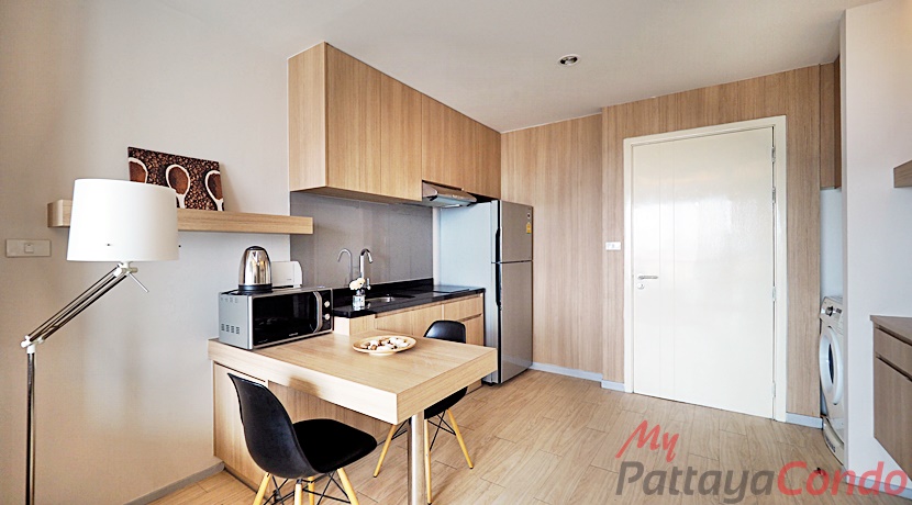 The Chezz Metro Life Condominium For Sale - CHEZZ01