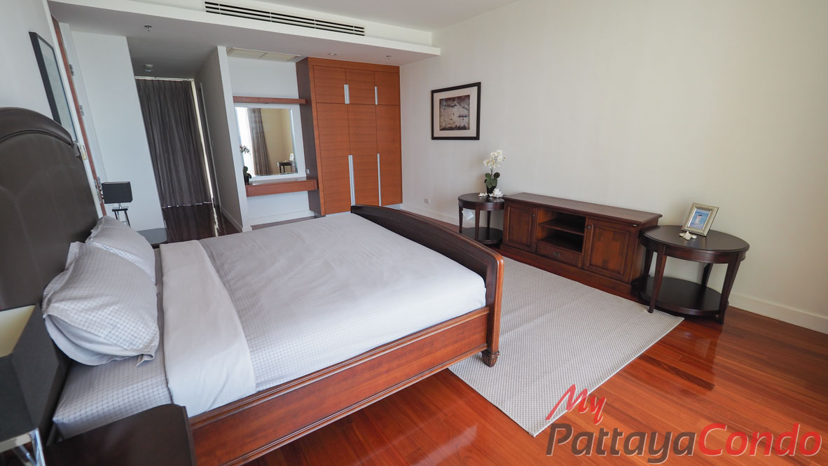 The Cove Pattaya Condo For Sale - COVE03