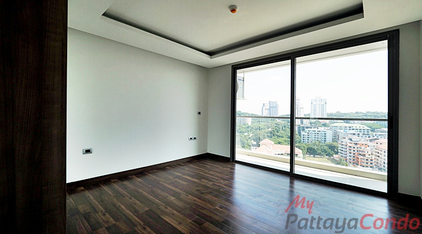 The Peak Towers Pattaya Condo For Sale - PEAKT45-3