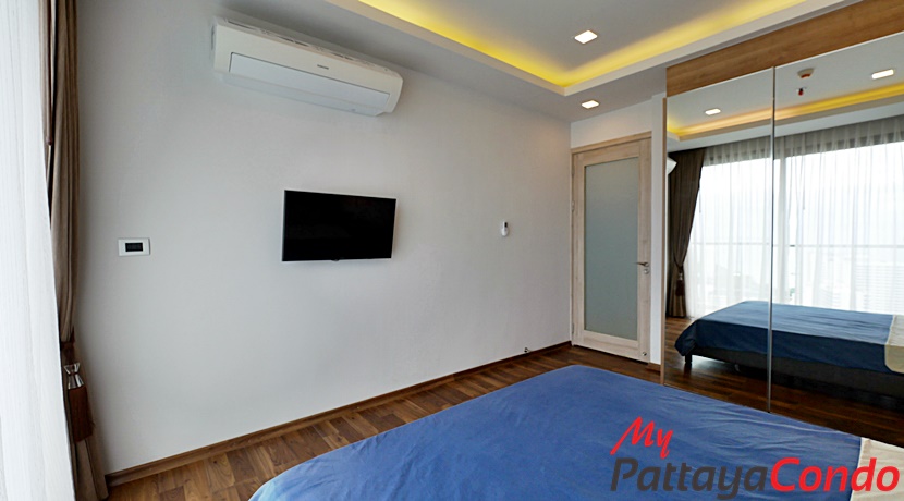 The Peak Towers Condo Pattaya For Sale - PEAKT24-7