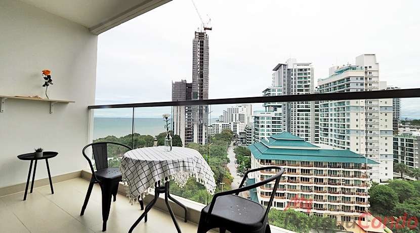 The Peak Towers Pattaya Condo For Sale - PEAKT40