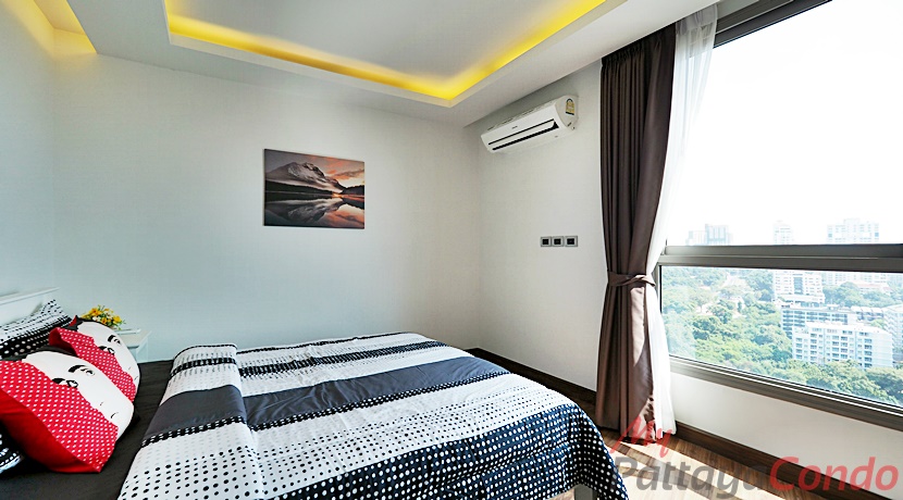 The Peak Towers Pattaya Condo For Sale - PEAKT49