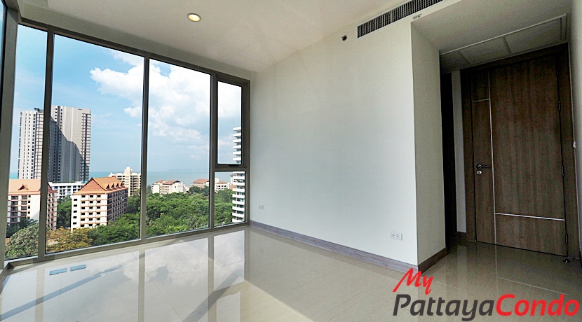 Riviera Wong Amat Condo For Sale - RW40