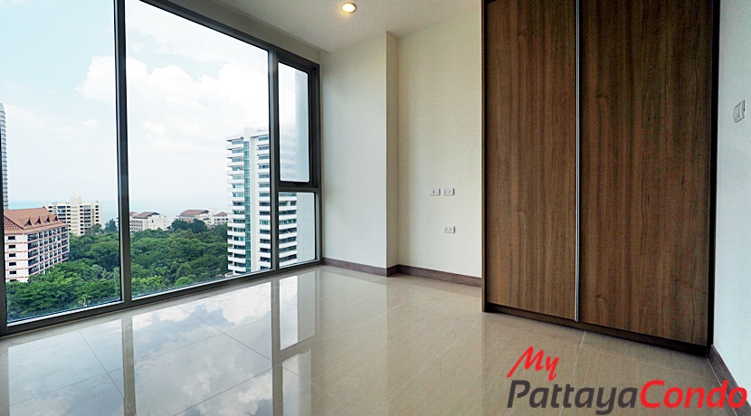 Riviera Wong Amat Condo For Sale - RW40-12