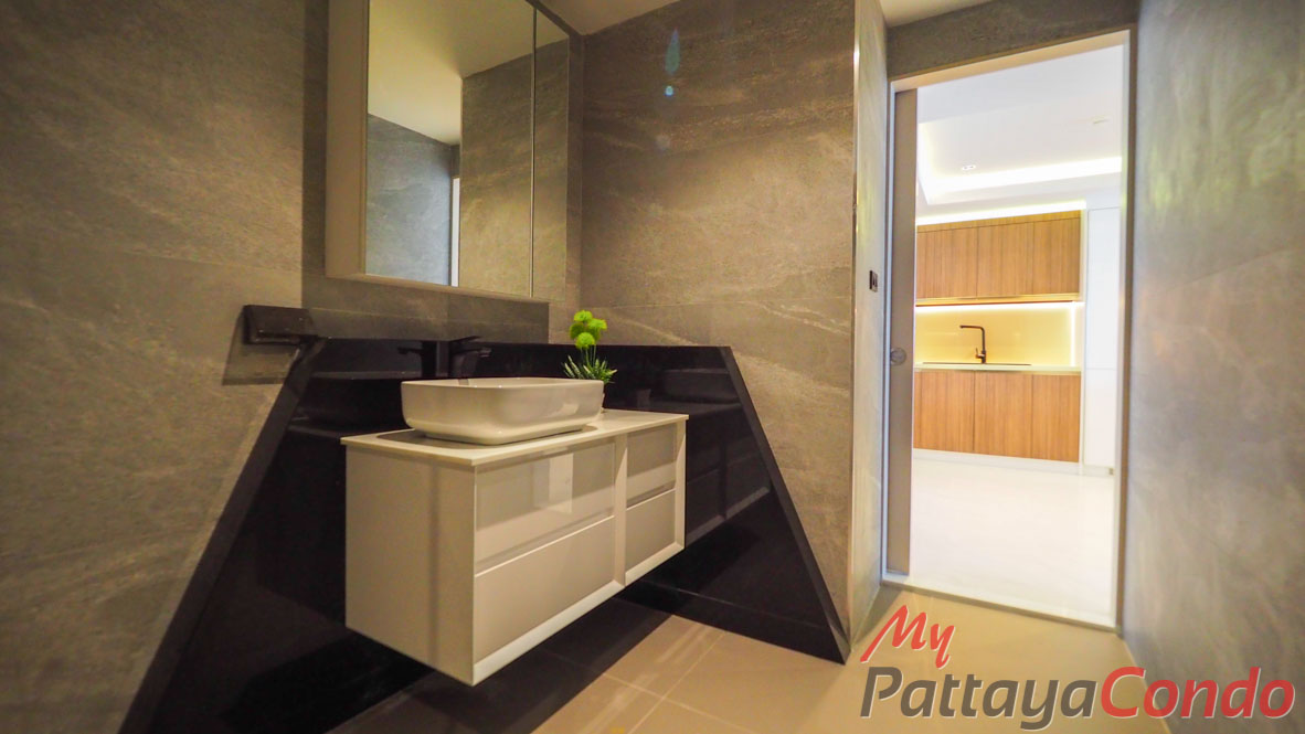 Sands Pratumnak Pattaya Condo For Sale - SAND17