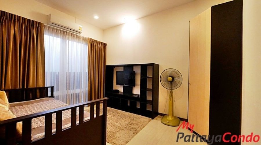 The Ville Pool Villa Jomtien East Pattaya House For Sale - HEVJ01
