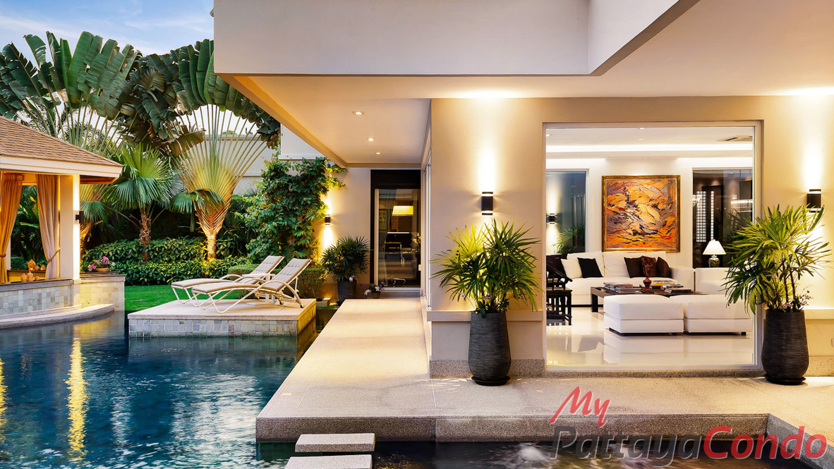 The Vineyard Phase 3 East Pattaya Pool Villa For Sale - HEVY303