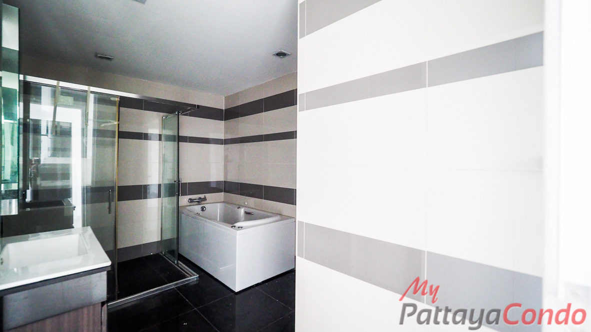 The Vision Pratumnak For Sale - VIS17