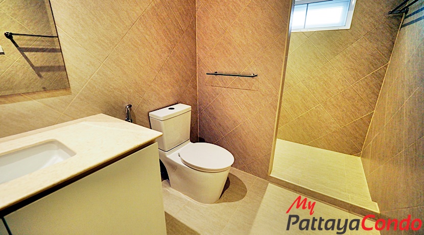 Beverly Hills Village Pattaya Townhouse For Sale - HP0003