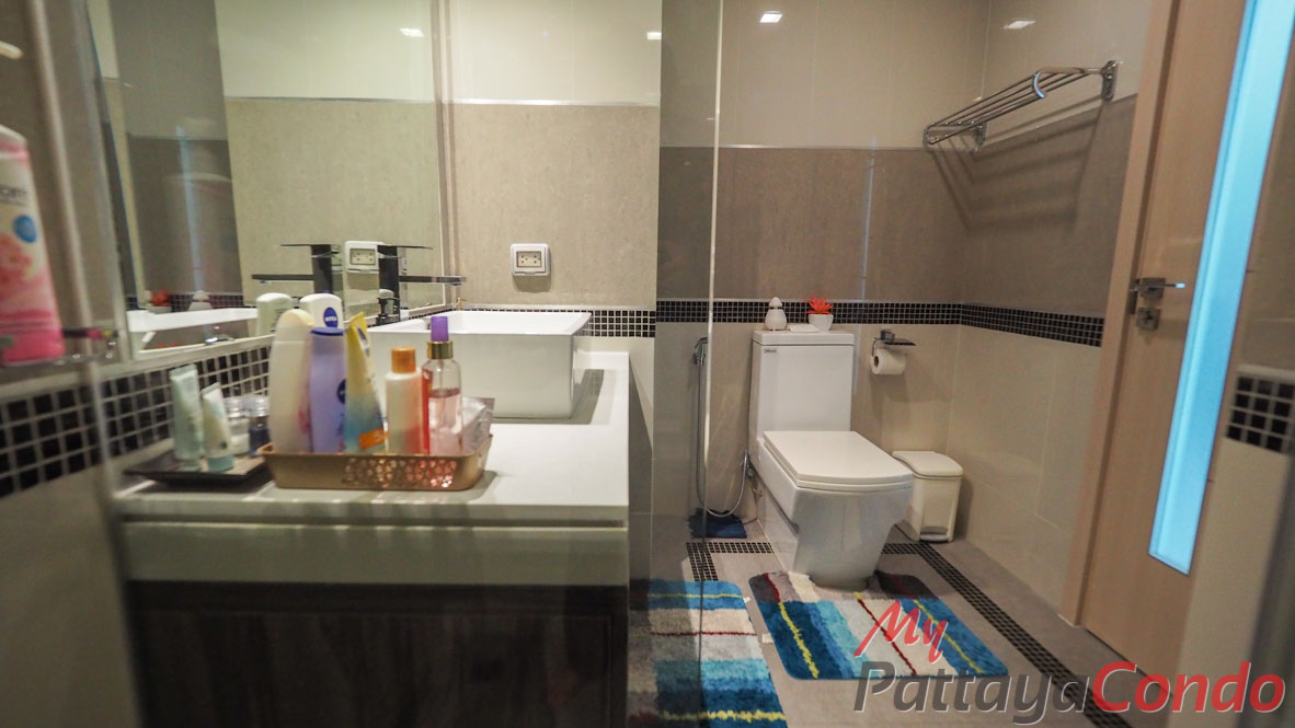 Wong Amat Tower Pattaya Condo For Sale - WT35